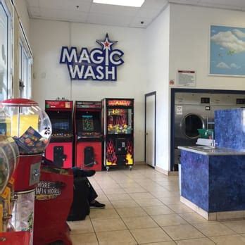 Magic wash laundromat